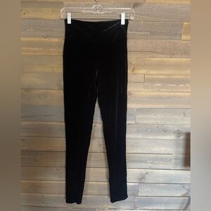 Assets by SPANX Black Velvet Leggings NWOT